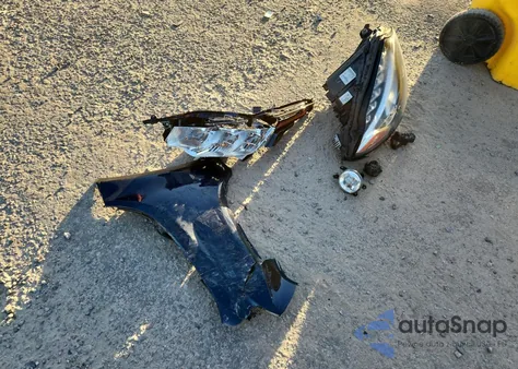 2025 Toyota Sienna Xle z USA, uszkodzony, nr VIN 5TDYRKEC3SS267799